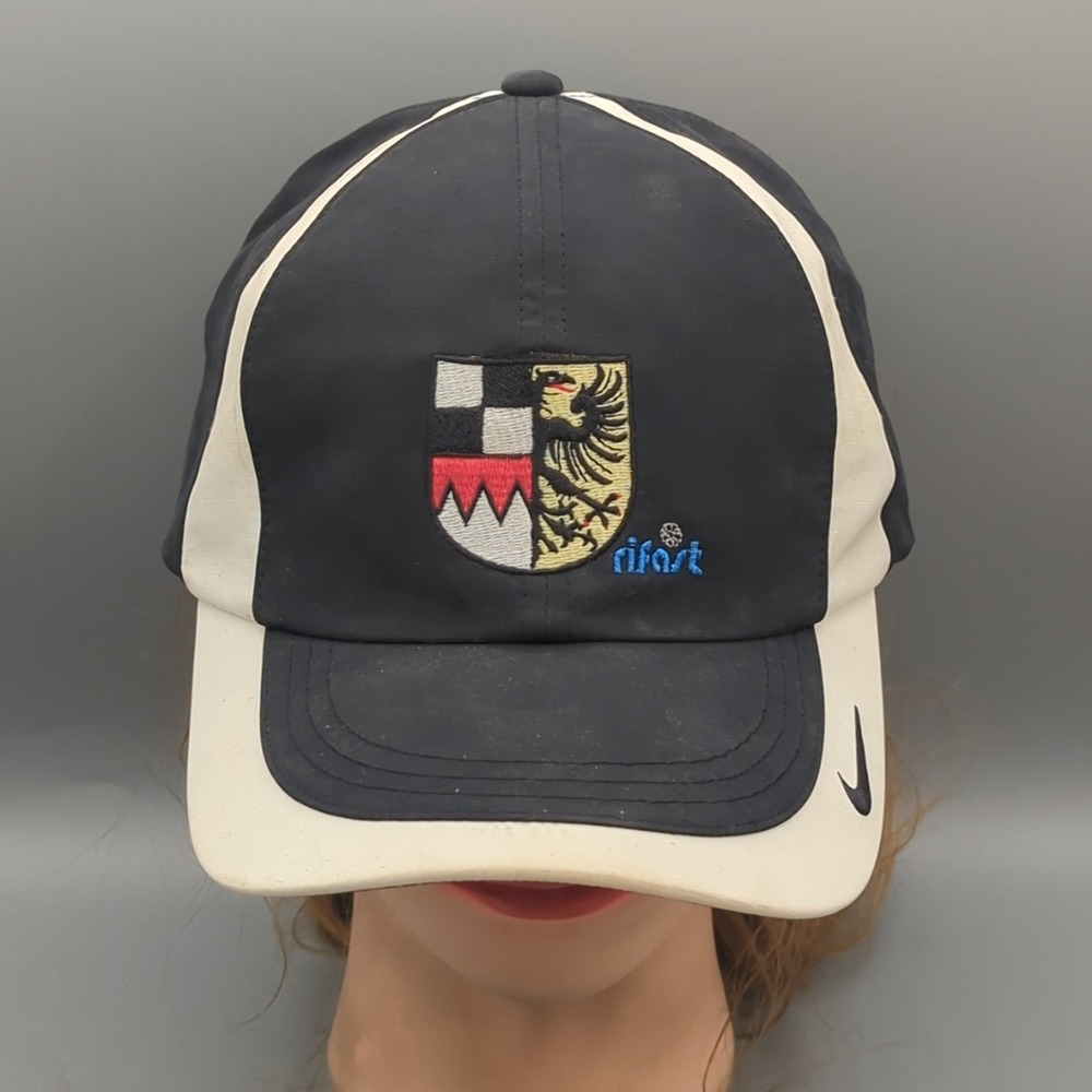 Middle Franconia Germany Nike Golf Hat Cap OSFA Two Tone Black The Coat of Arms